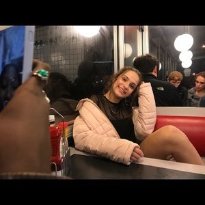 Meet your Posher, Helen